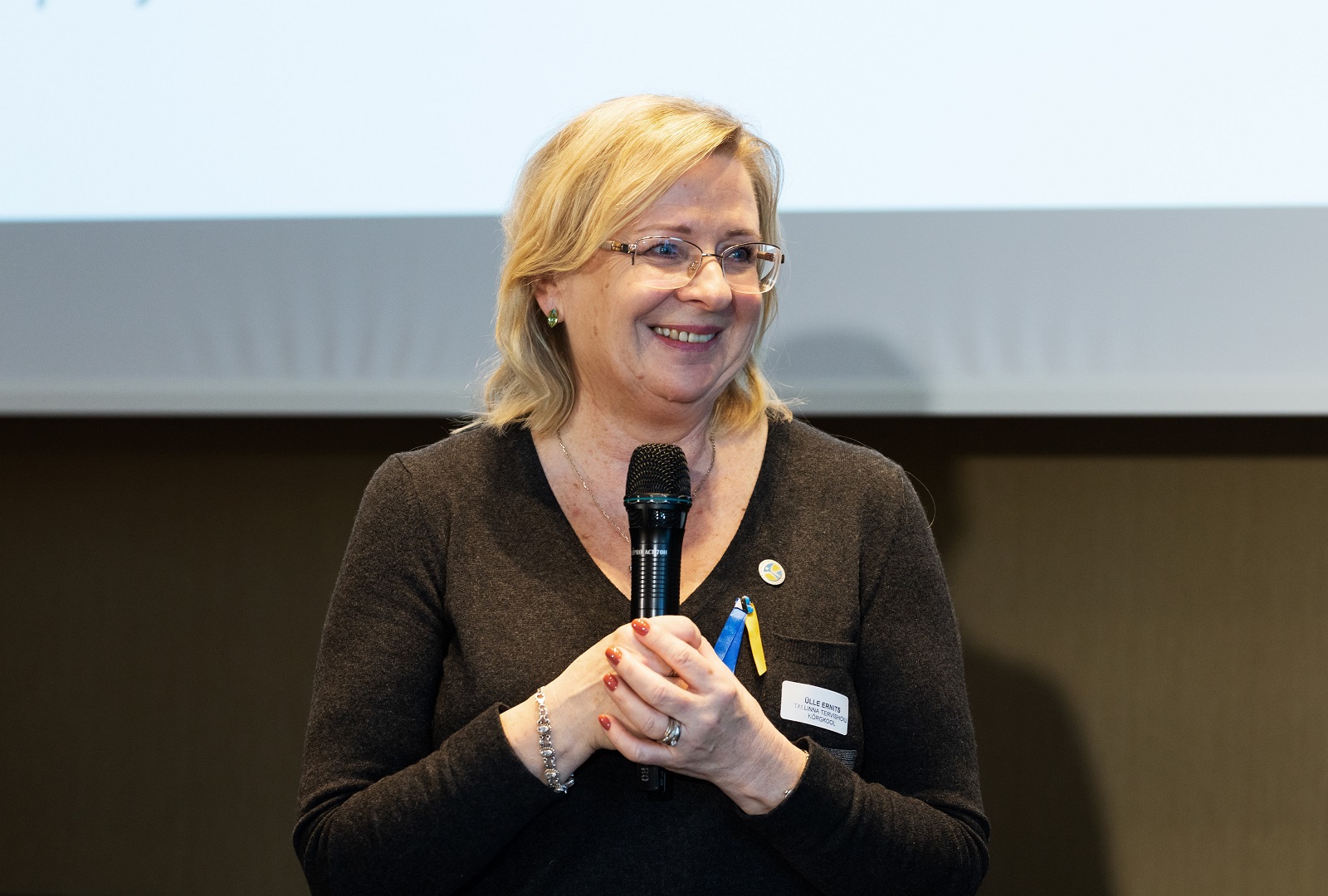 Tallinna Tervishoiu Kõrgkooli rektor Ülle Ernits valiti 2022. aasta meditsiinimõjutajate sekka Tallinna Tervishoiu Kõrgkooli rektor Ülle Ernits valiti 2022. aasta meditsiinimõjutajate sekka