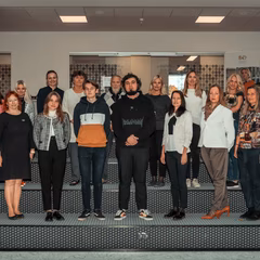 Welcome | Students of the first international English-language curriculum visited the college for the first time