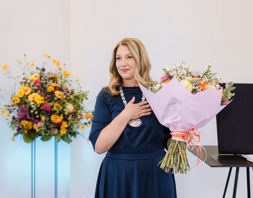 Täna inaugureeriti ametisse Tallinna Tervishoiu Kõrgkooli rektor Ulvi Kõrgemaa.