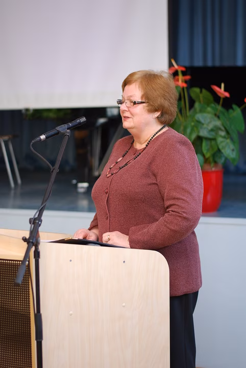 21. Arendus- ja rahvusvaheliste suhete prorektor Tiina Juhansoo